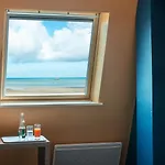 海滩酒店 3* 滨海布洛涅
