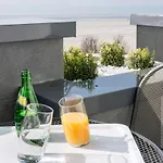 海滩酒店 3*